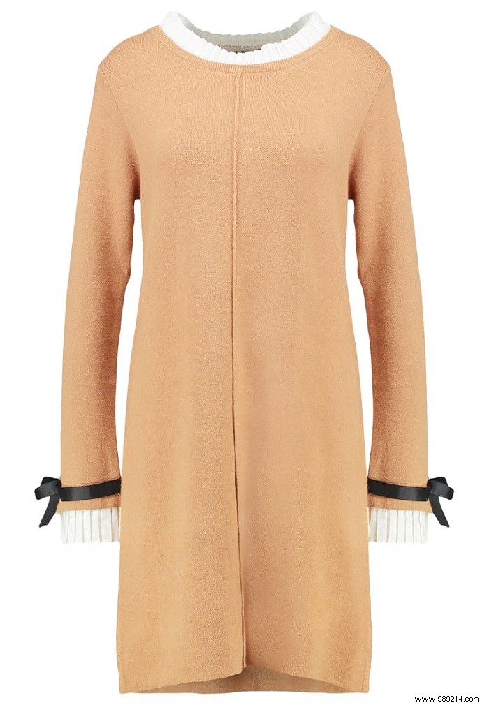 7 Cozy Knitted Dresses Perfect for Fall and Winter