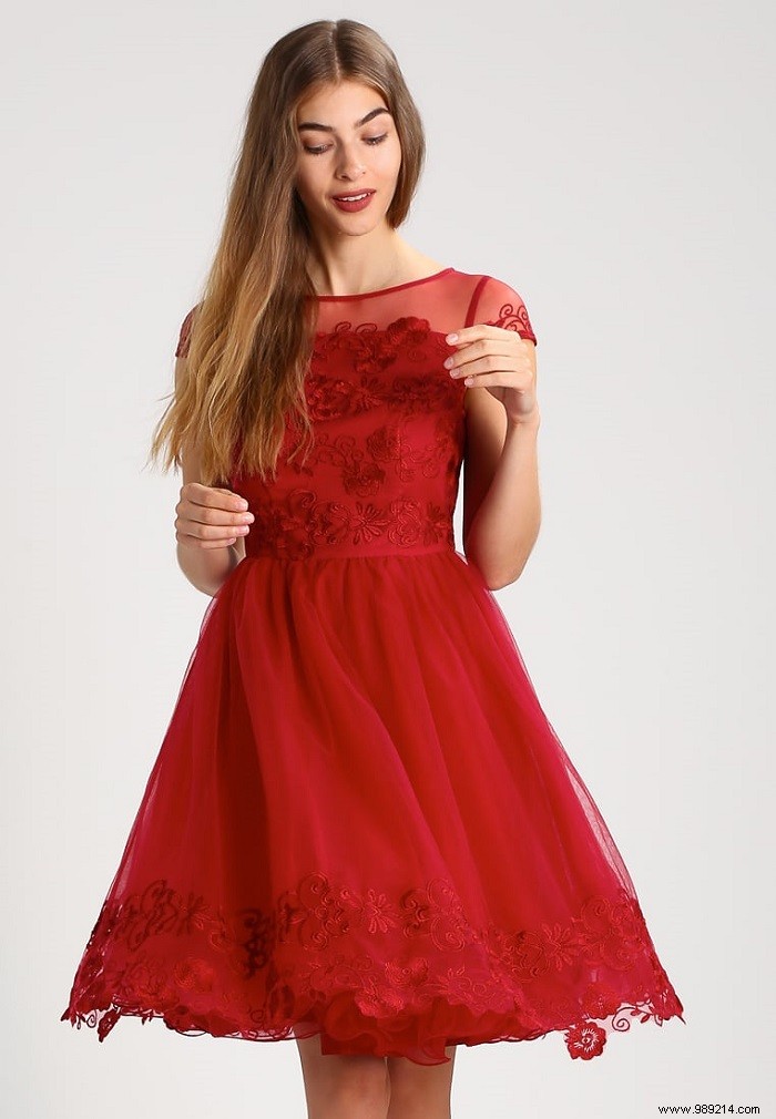 8 Elegant Cocktail Dresses Perfect for Holiday Parties