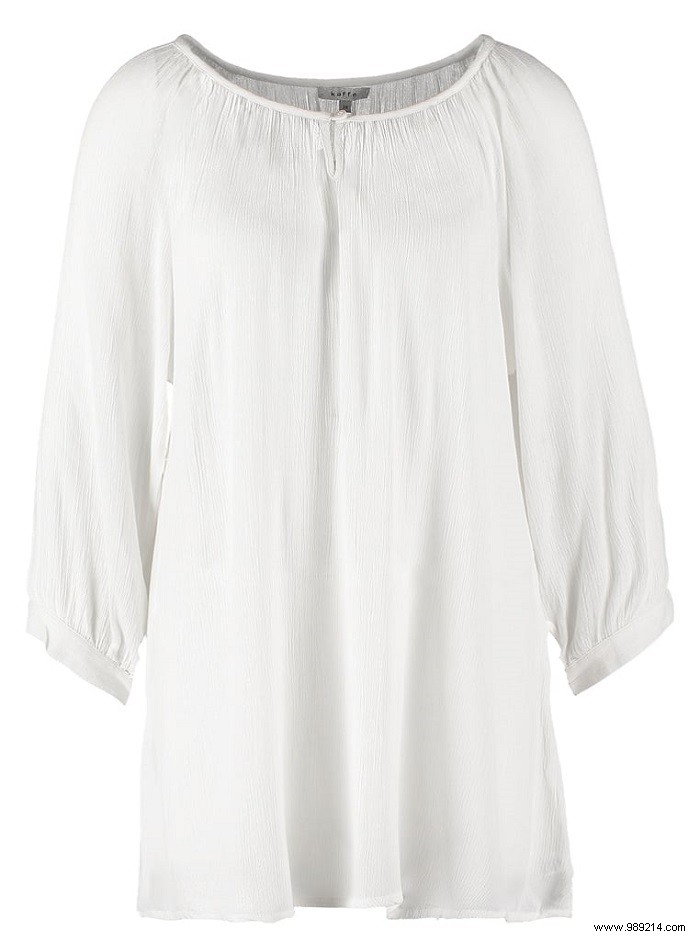 10 Essential White Shirts to Refresh Your Summer Wardrobe