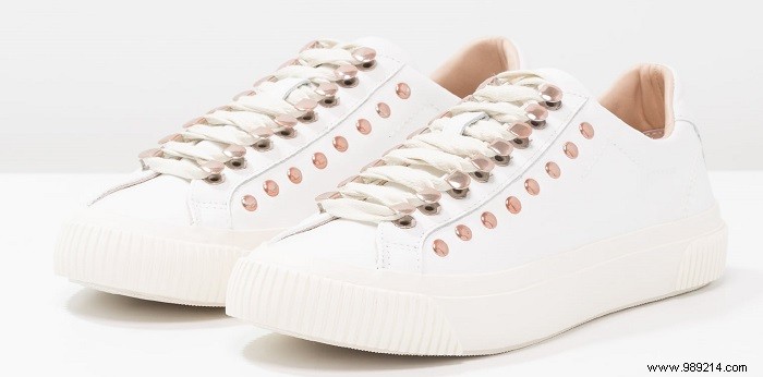 7 Timeless White Sneakers to Elevate Your Summer Wardrobe