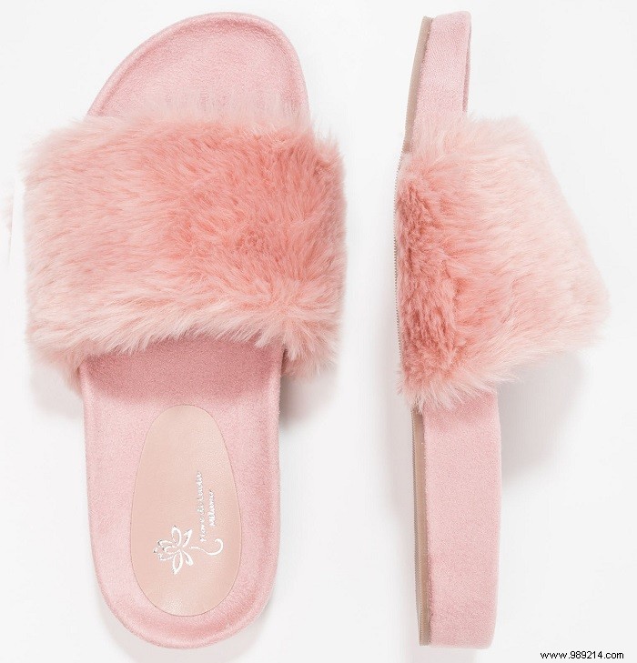 6 Must-Have Fluffy Slippers: Cozy Trends from Top Brands