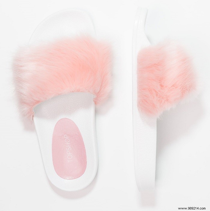 6 Must-Have Fluffy Slippers: Cozy Trends from Top Brands