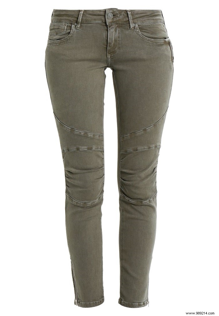 7 Fresh Jeans Styles to Elevate Your Wardrobe This Season