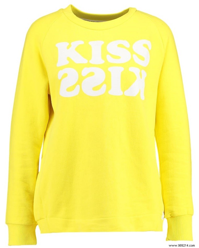 11 Must-Have Cozy Sweaters for Autumn: Expert Picks from Top Brands