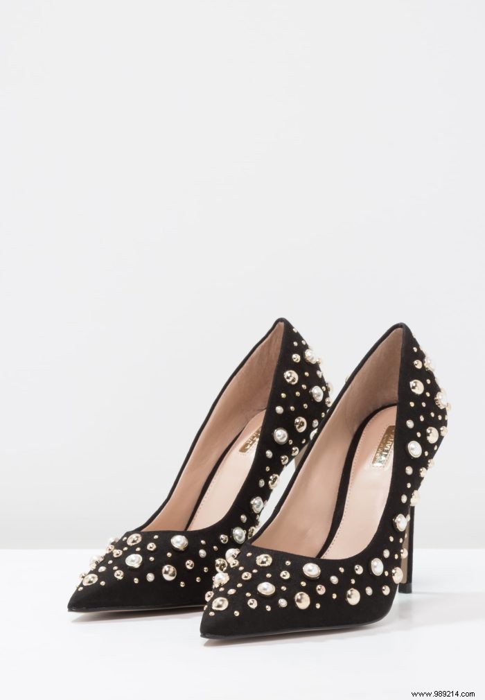 10 Must-Have Holiday Shoes to Elevate Your Festive Style