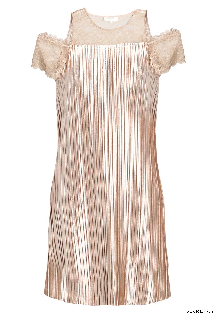 Top 10 Festive Holiday Dresses: Expert Picks for Elegant Celebrations