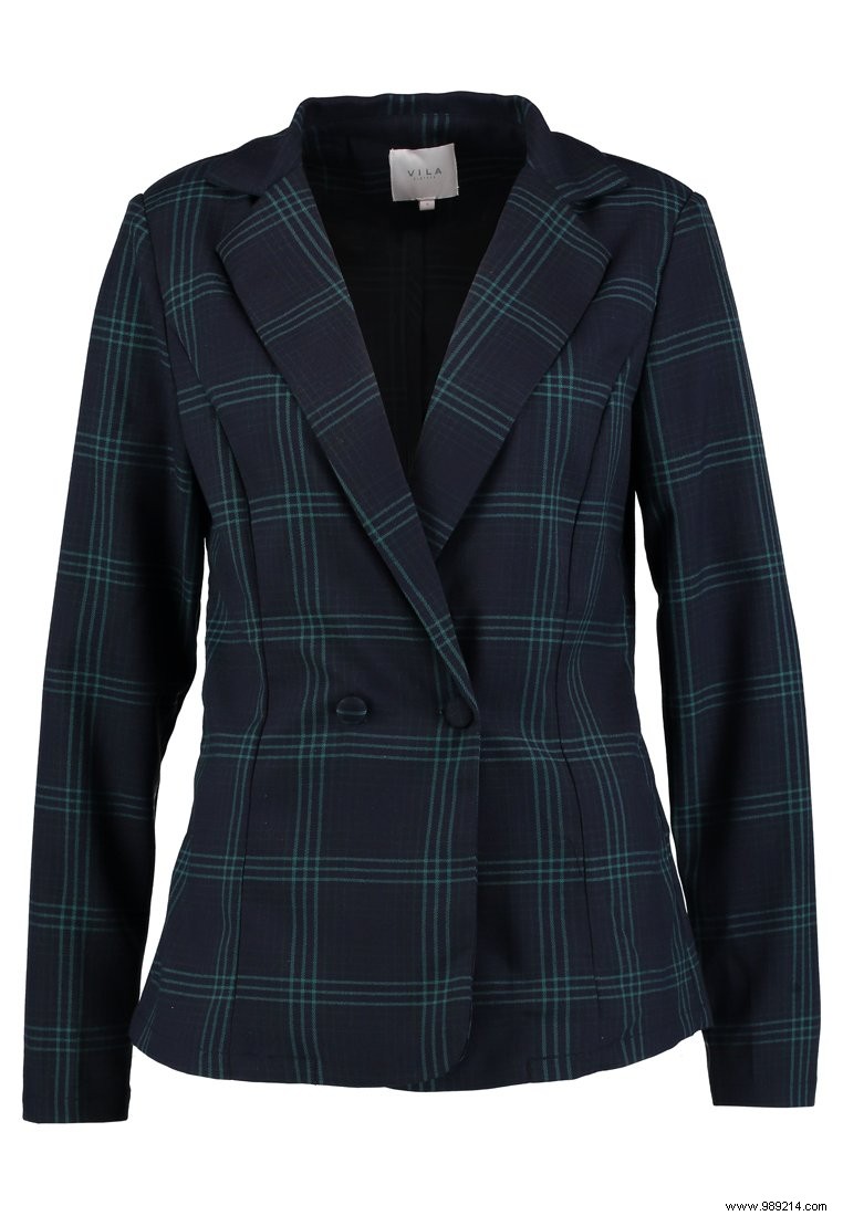 Checkered Blazer Trend: Fashion Week s Timeless Runway Staple