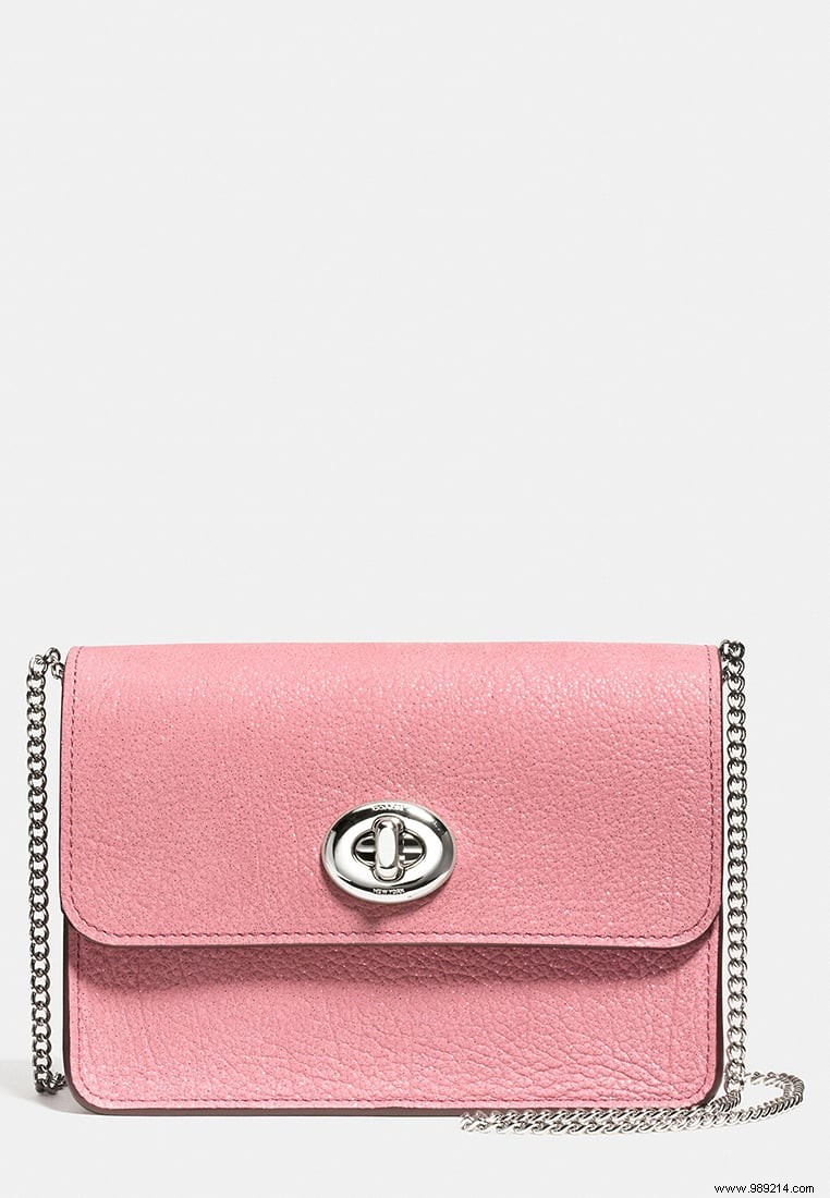 7 Chic Designer Shoulder Bags on Sale: Expert Picks for Effortless Style