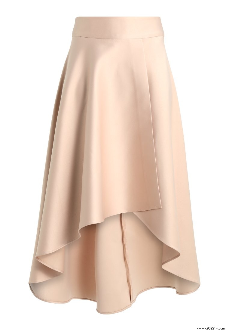 6 Elegant Maxi Skirts to Elevate Your Winter Wardrobe