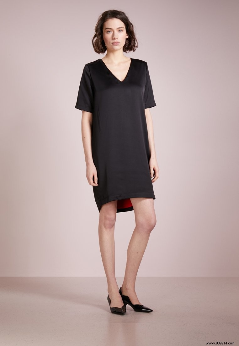 10 Stunning Dresses for a Memorable Valentine s Day Date