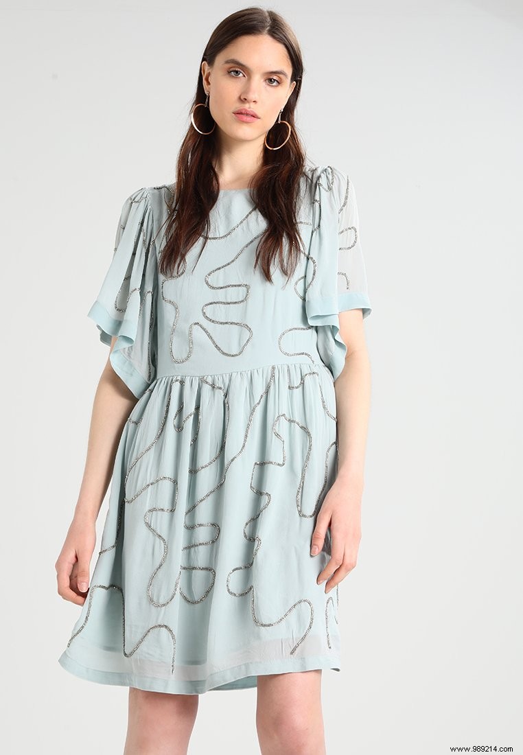 Top Cutest Spring 2018 Dresses: Expert Picks for Warmer Days