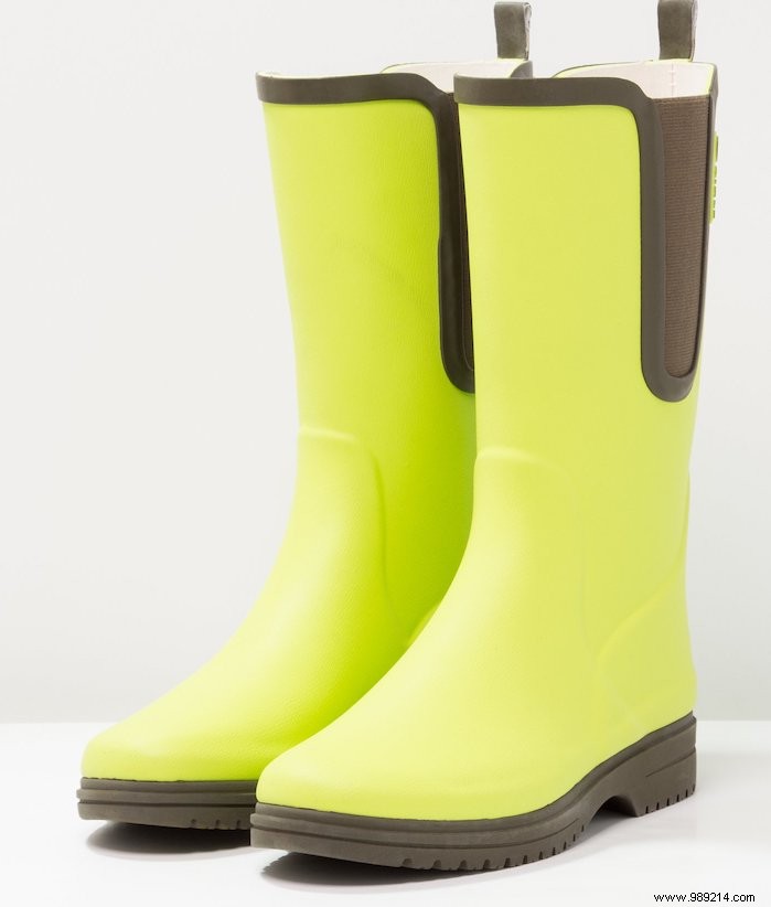 Top 10 Stylish and Comfortable Rain Boots for Spring Showers
