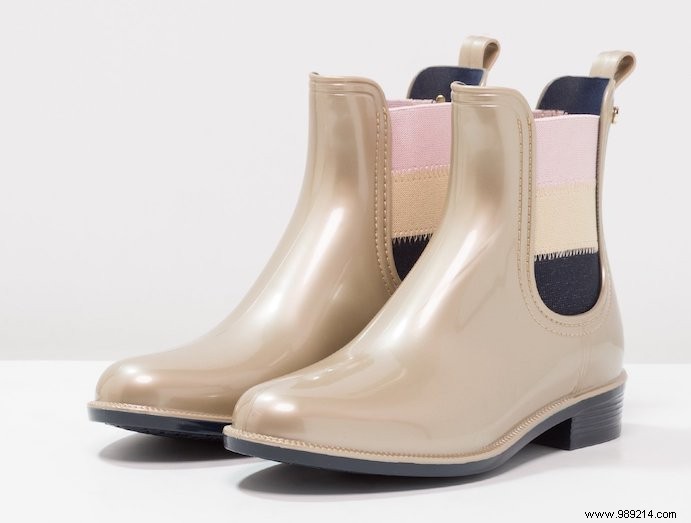 Top 10 Stylish and Comfortable Rain Boots for Spring Showers