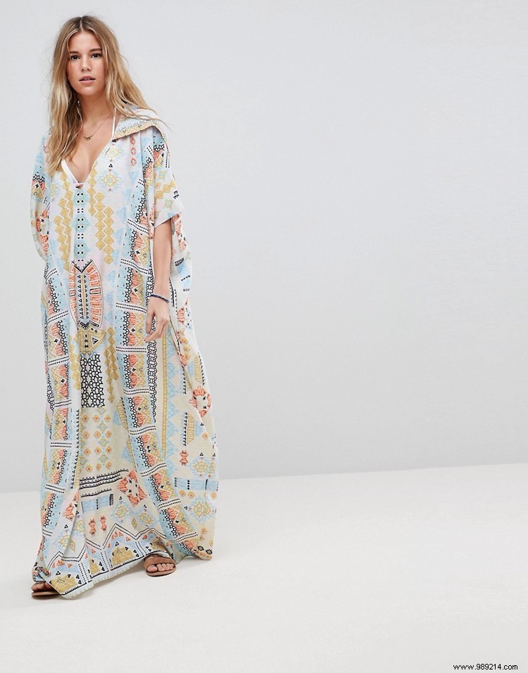 Top Stunning Kaftans for Summer 2018: Essential Beach Cover-Ups