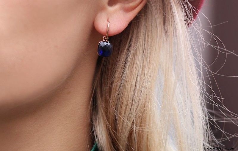 Timeless Jewelry Essentials for Women: Classic Pieces That Endure