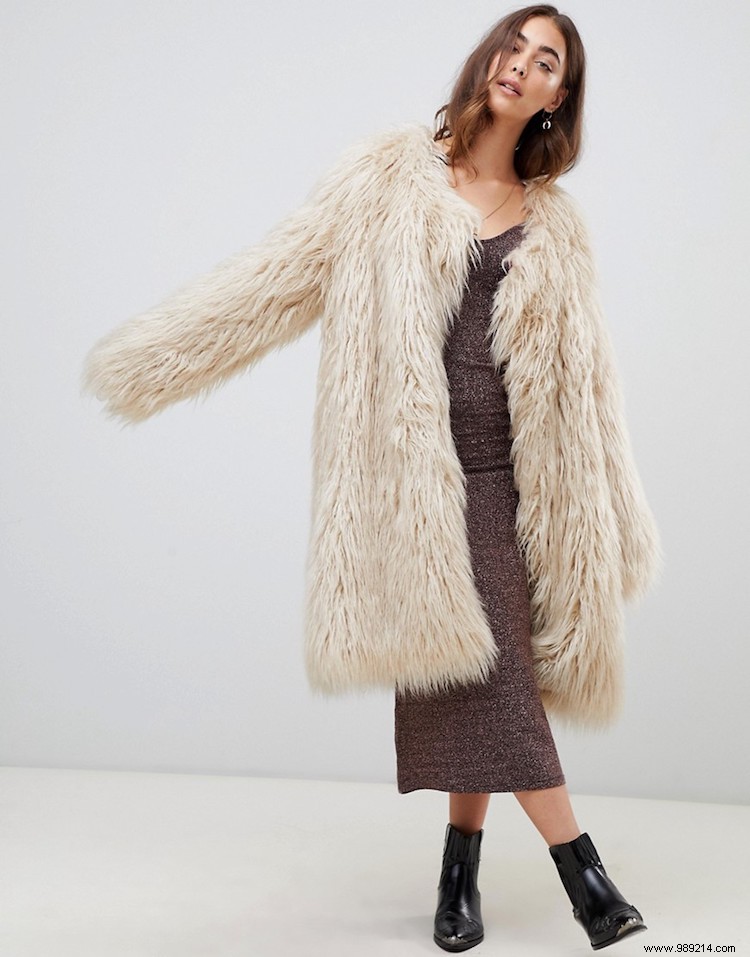 Autumn 2018 Trend: Luxurious Faux Fur Coats from Top Brands