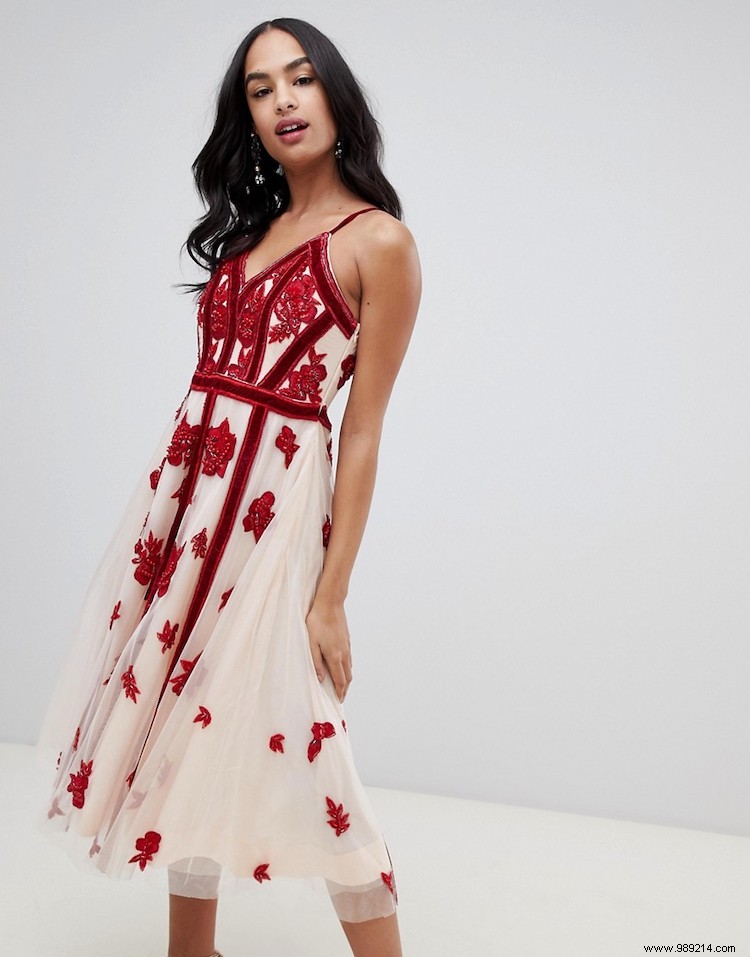 Stunning Festive Dresses for Every Holiday Celebration