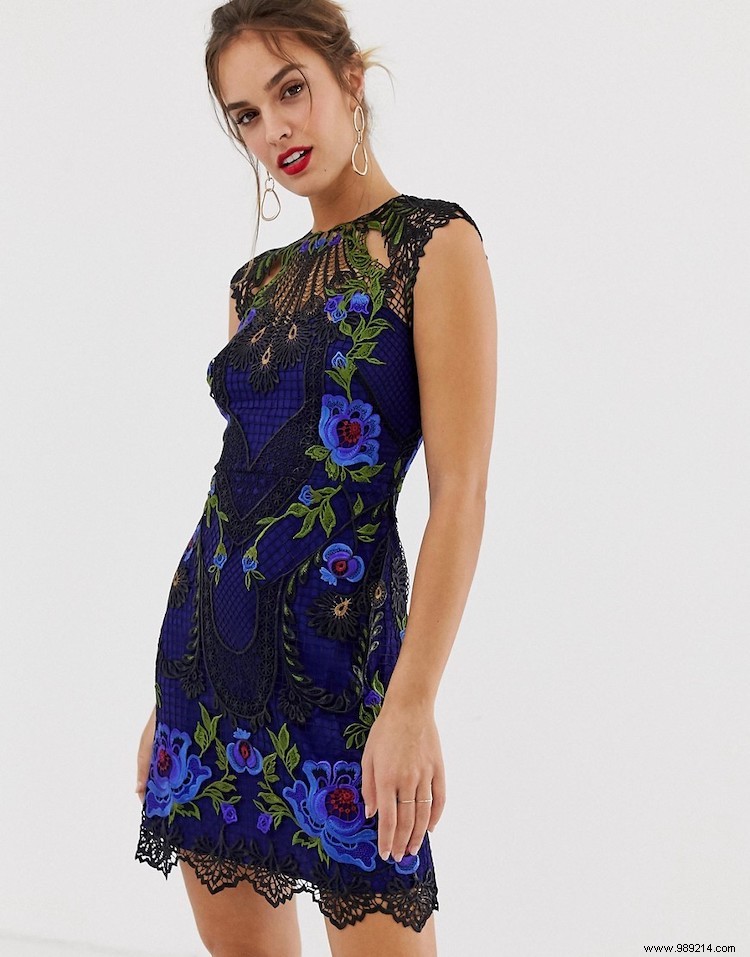 Stunning Festive Dresses for Every Holiday Celebration
