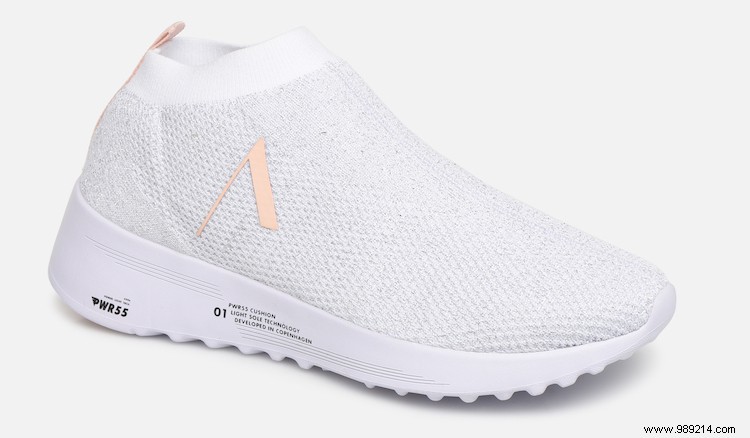 Top 10 Expert-Picked Sneakers for Spring 2019: Stylish Essentials
