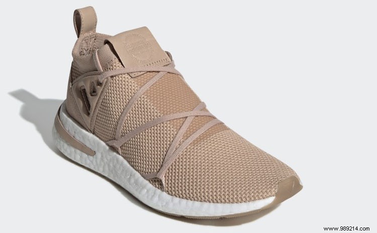 Top 10 Expert-Picked Sneakers for Spring 2019: Stylish Essentials