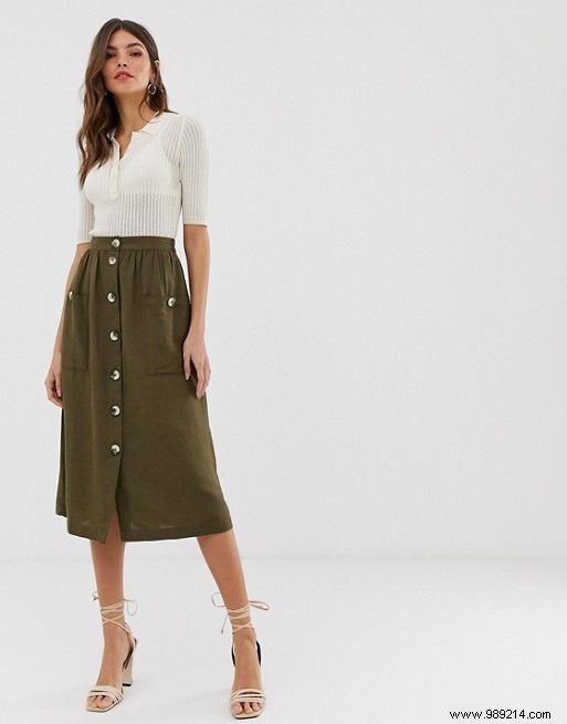 Spring s Must-Have: Button-Front Skirts Reviving 1970s Style