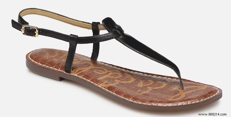 15 Must-Have Spring Sandals for Stylish Sunny Days