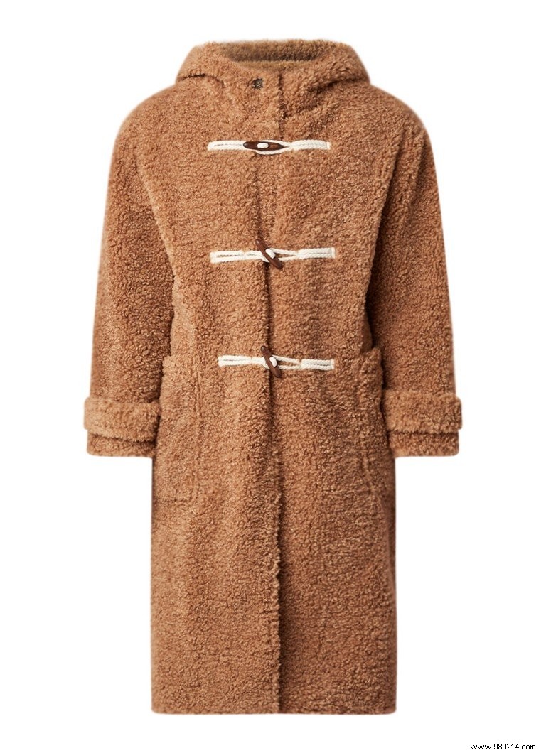 Teddy Coat Trend: Cozy Essentials from Budget-Friendly to Luxury