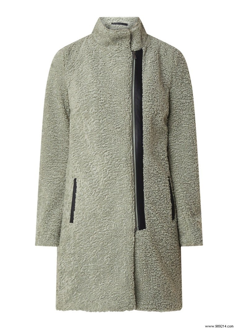 Teddy Coat Trend: Cozy Essentials from Budget-Friendly to Luxury