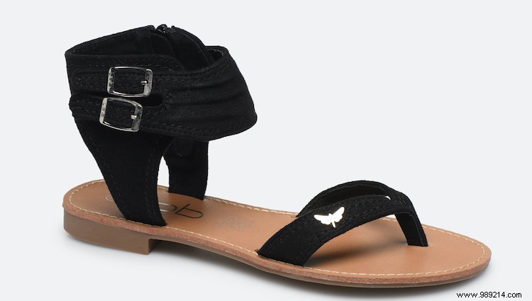 15 Stylish New Sandals Perfect for Sunny Spring Days