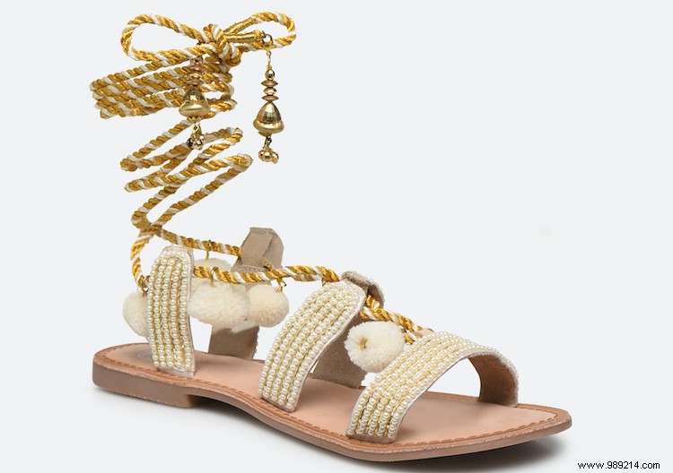 15 Stylish New Sandals Perfect for Sunny Spring Days