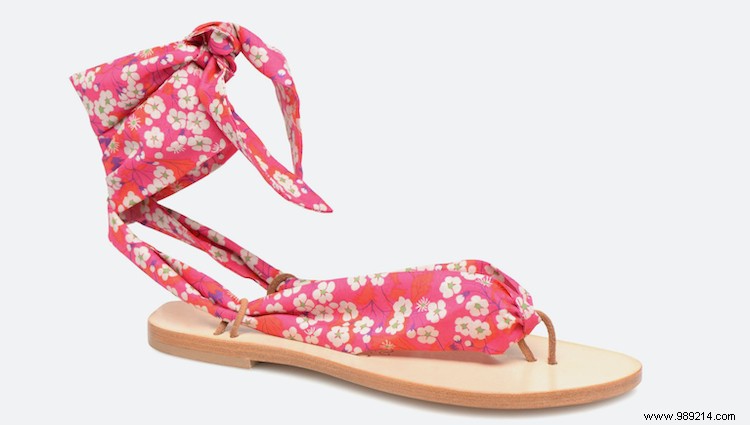 15 Stylish New Sandals Perfect for Sunny Spring Days