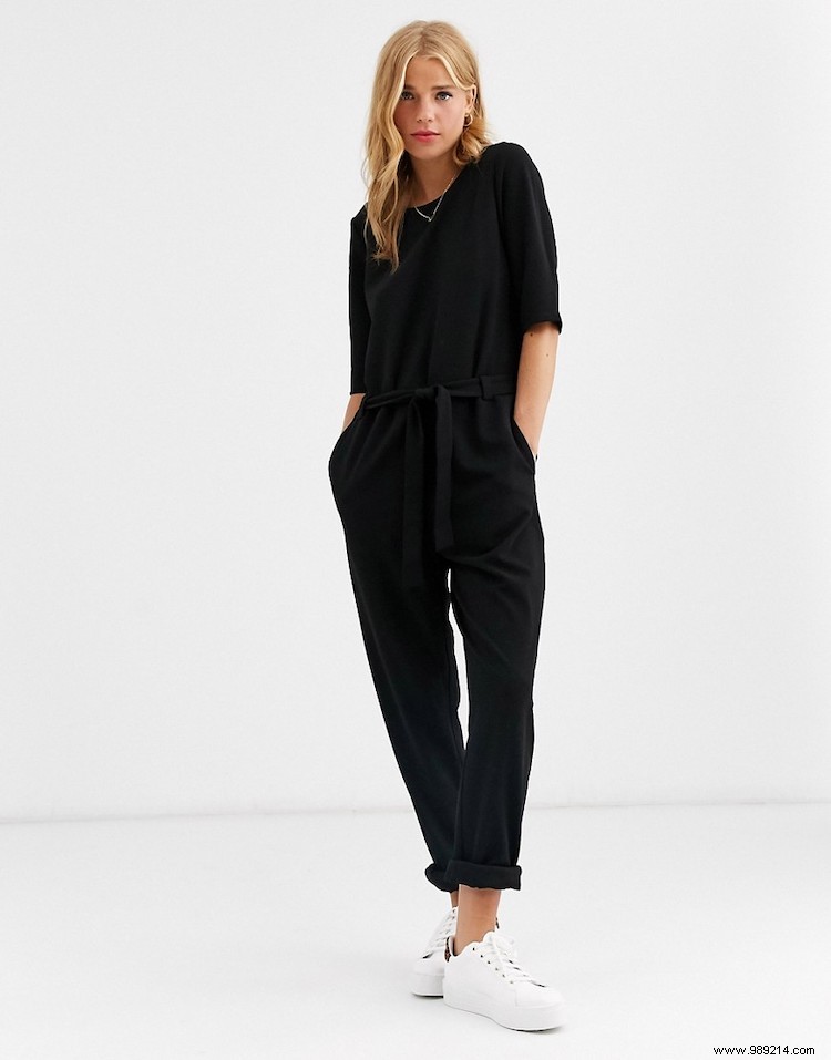 10 Stunning Jumpsuits to Elevate Your Summer Wardrobe