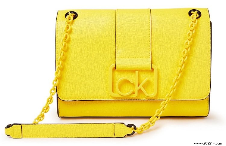 15 Stunning Handbags Defining the New Season