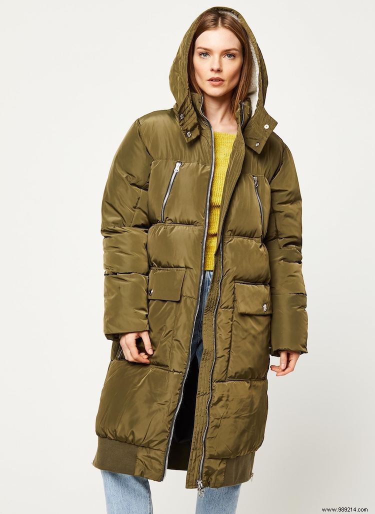9 Stunning Puffer Jackets for Winter: Stylish, Warm, and Affordable