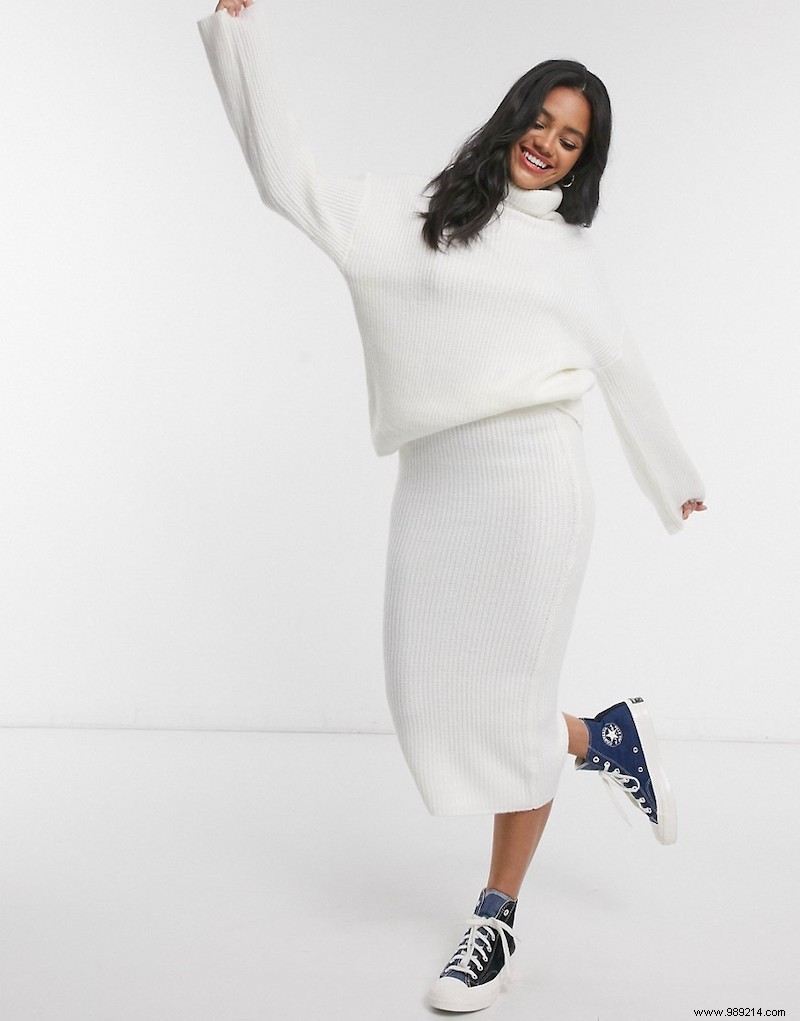 Fall Essentials: 11 Versatile Midi Skirts for Every Occasion