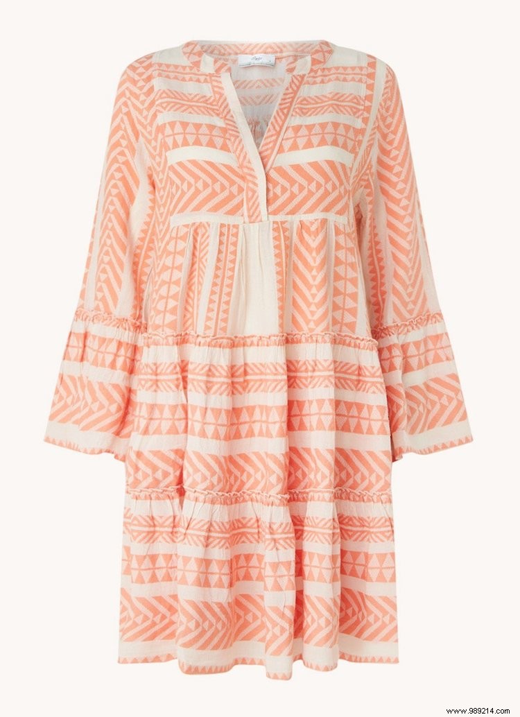 Pink Color Therapy: Embrace Positivity with These Uplifting Shades