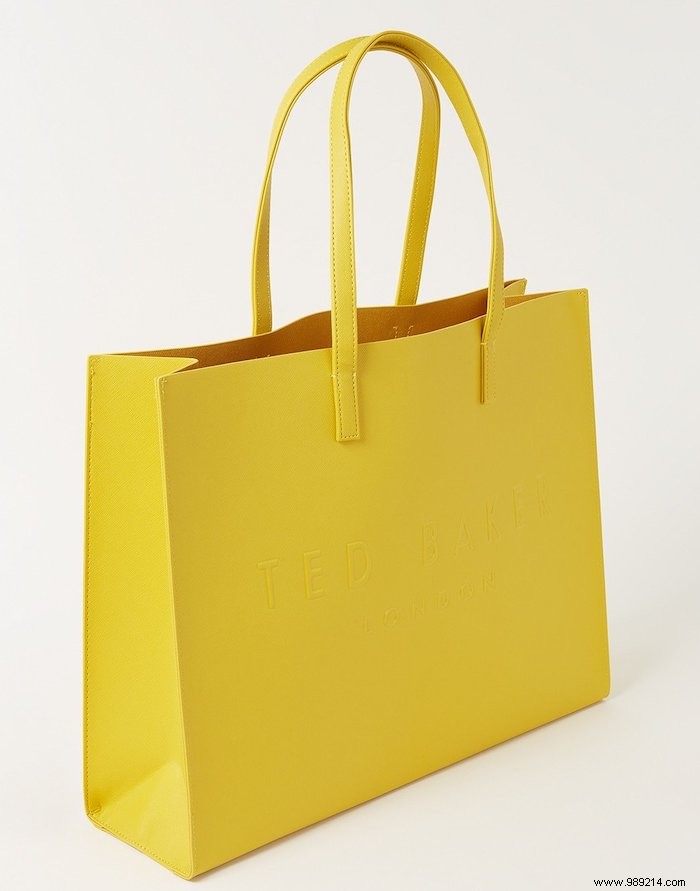 2021 Fashion Trend: Timeless Yellow Bags Dominating Catwalks and Streets