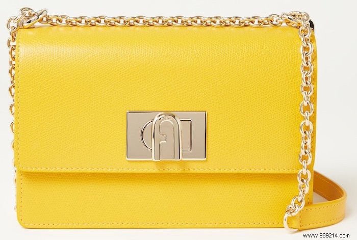 2021 Fashion Trend: Timeless Yellow Bags Dominating Catwalks and Streets