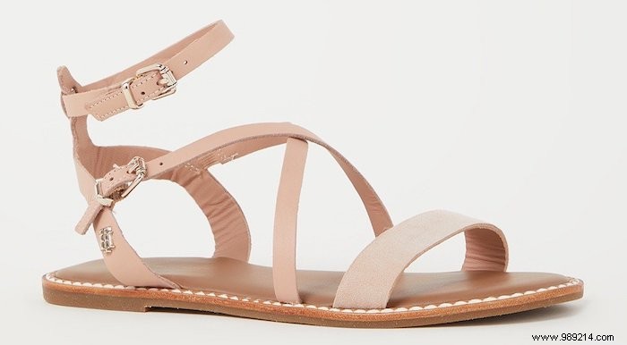 11 Stylish Sandals to Refresh Your Spring Wardrobe