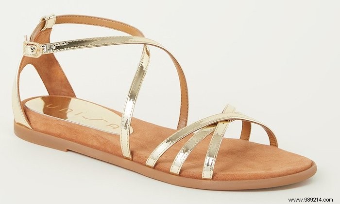 11 Stylish Sandals to Refresh Your Spring Wardrobe