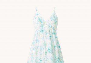 Feel-Good Prints: This Season s Uplifting Fashion Trend