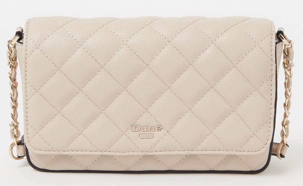 Must-Have Spring 2022 Bag Colors: Cream, Lilac, and Green for Every Wardrobe