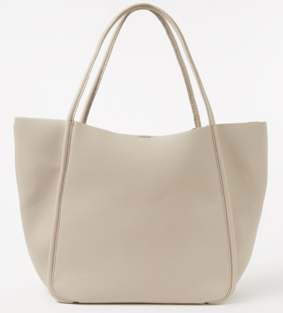 Must-Have Spring 2022 Bag Colors: Cream, Lilac, and Green for Every Wardrobe