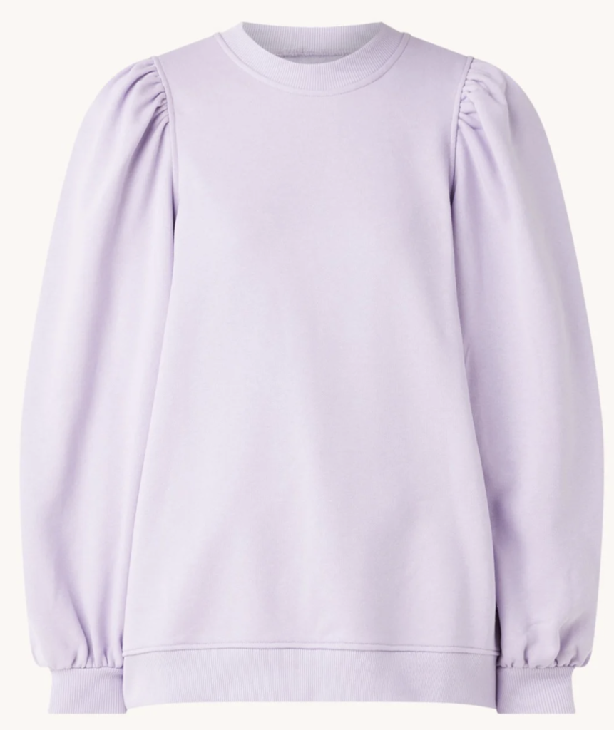 Stunning Spring Sweaters for Women: Perfect Transitional Pieces