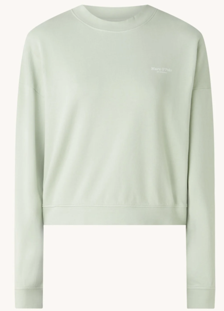 Stunning Spring Sweaters for Women: Perfect Transitional Pieces