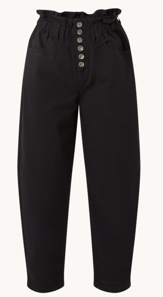 Slouchy Pants: The Comfort-Driven Fashion Trend Dominating 2022