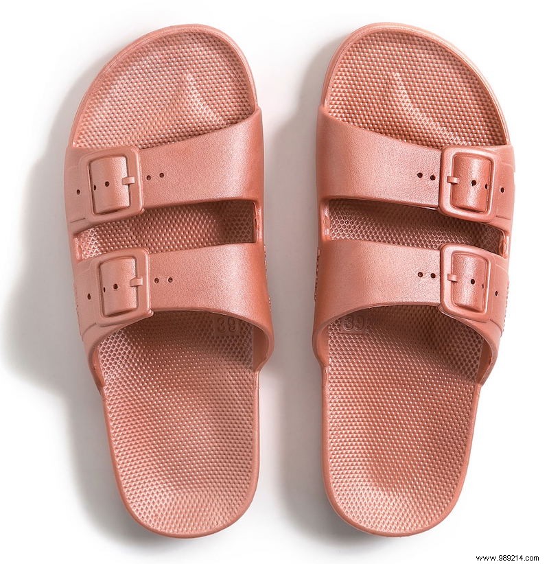Freedom Moses: Effortlessly Cool Slides to Welcome Spring in Style