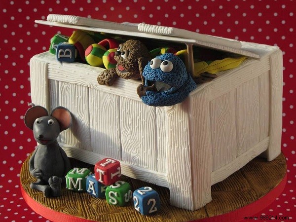 10 Stunning Creative Cakes Too Beautiful to Eat