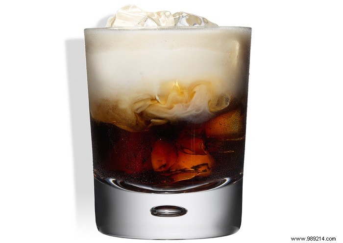 Top Summer Coffee Cocktails: Expert Recipes Featuring Tia Maria