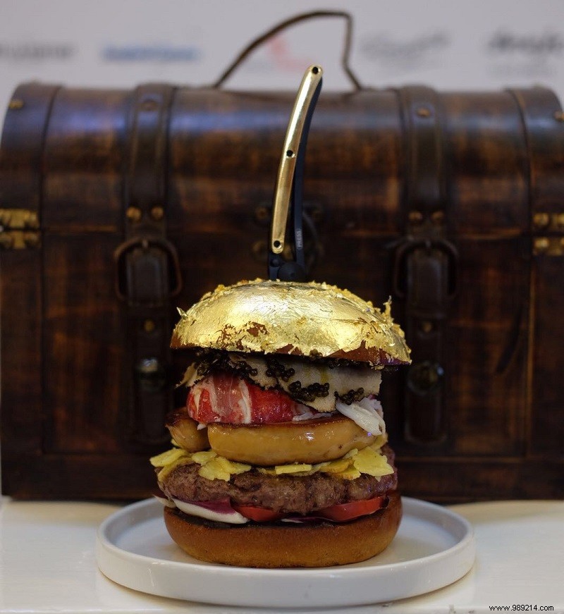 Netherlands Priciest Burger: Chef Diego s €2,050 Guinness World Record Masterpiece